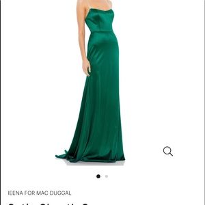 Looking to Buy! Mac Duggal Satin Gown in Emerald Green, size 10 or 8.